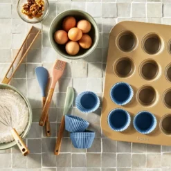 12ct Silicone Baking Cups Blue - Figmint™: Oven-Safe, Dishwasher & Microwave-Safe Cupcake Liners