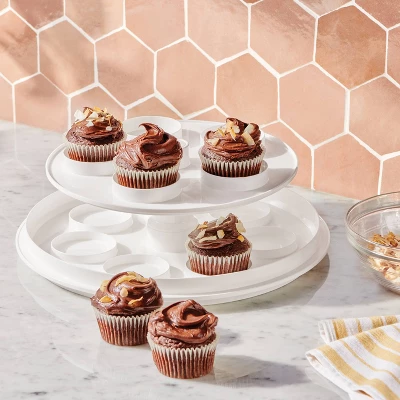 Round Cake Carrier White/Clear - Figmint™ 1 Round Cake Carrier White/Clear - Figmint™